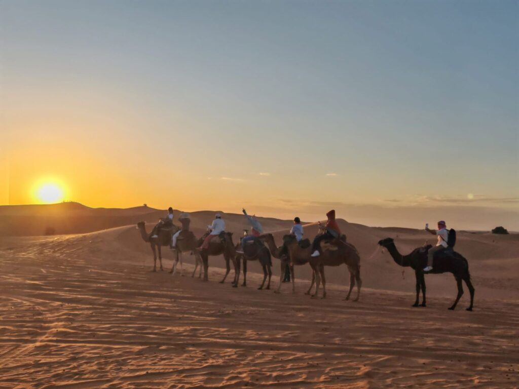 Escursione in cammello di 2 notti a Merzouga